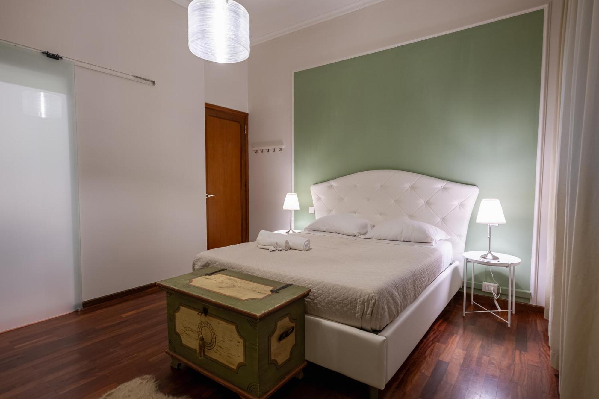 Room & Breakfast D'Annunzio 拉文纳 外观 照片